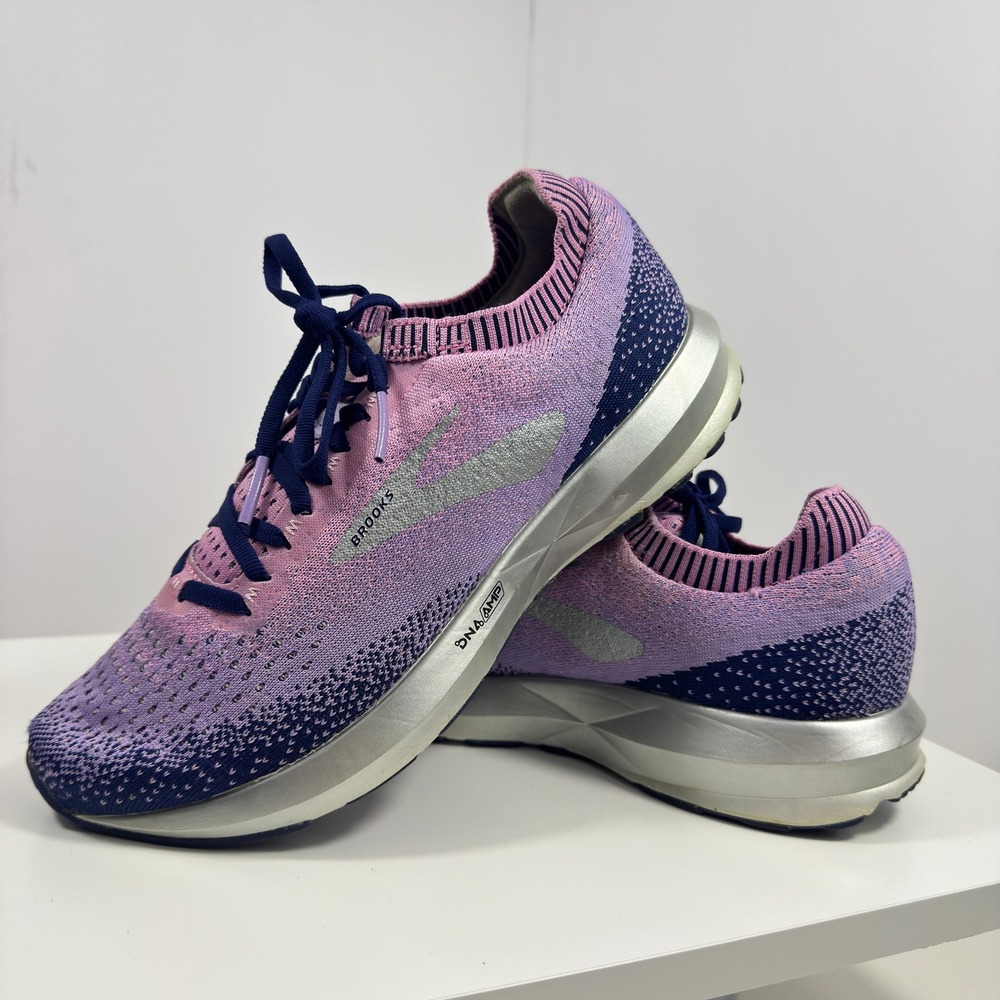 Brooks Levitate 2 Running Shoes Womens Size 9 Purple Navy Silver Knit